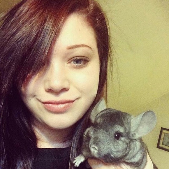 Meet your Posher, Chasity - Picture 1 of 1